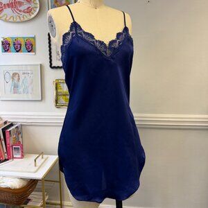 Vintage Victoria's Secret GOLD Label Satin Babydoll Slip Nightie Chemise Size M